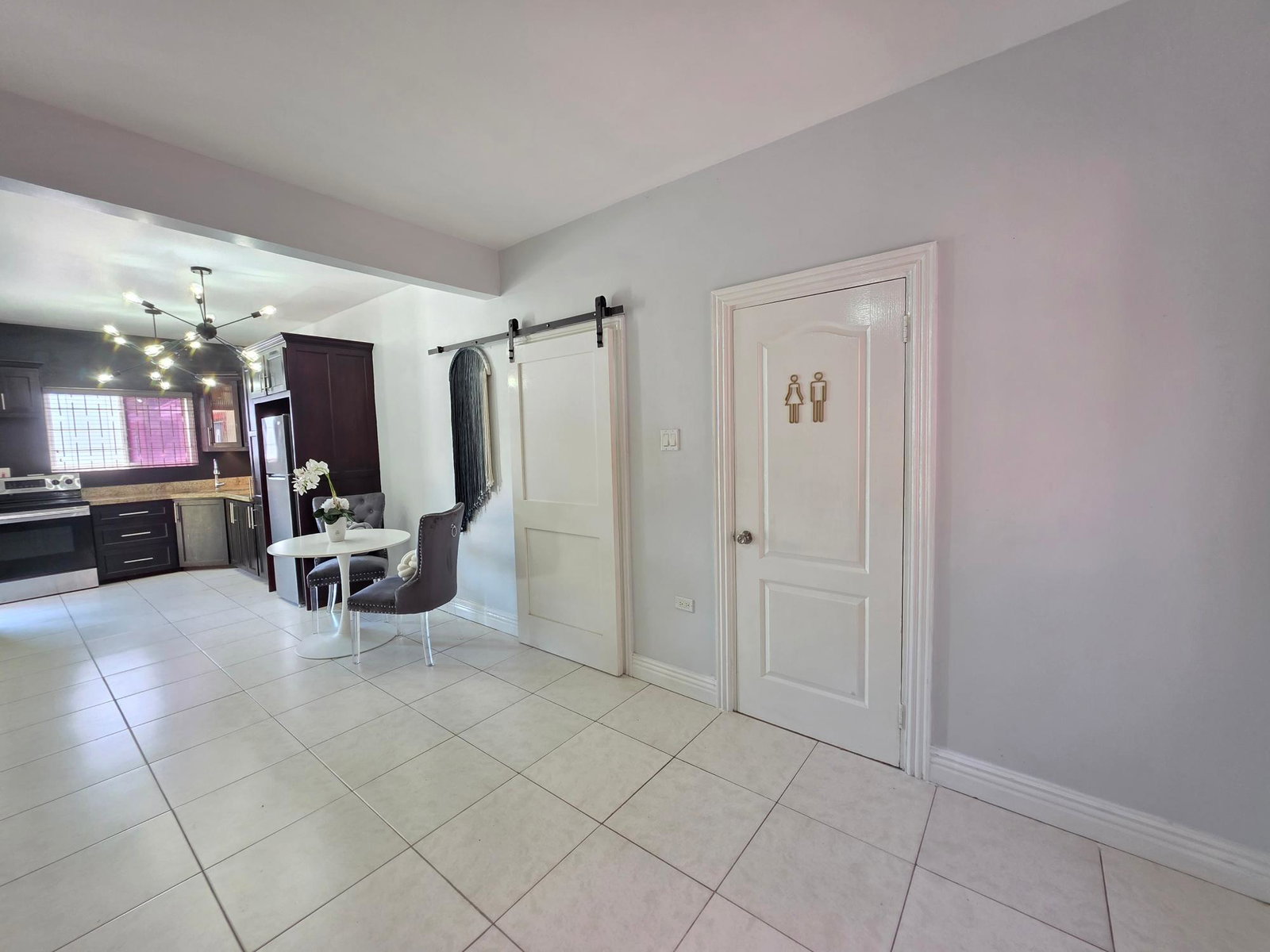 Modern-2-Bedroom-Apartment-for-Rent-in-Merrivale-St.-Andrew-Jamaica Fifth image of 5-21 Edinburgh Avenue in Kingston 8, St. Andrew, Jamaica - property is For Rent