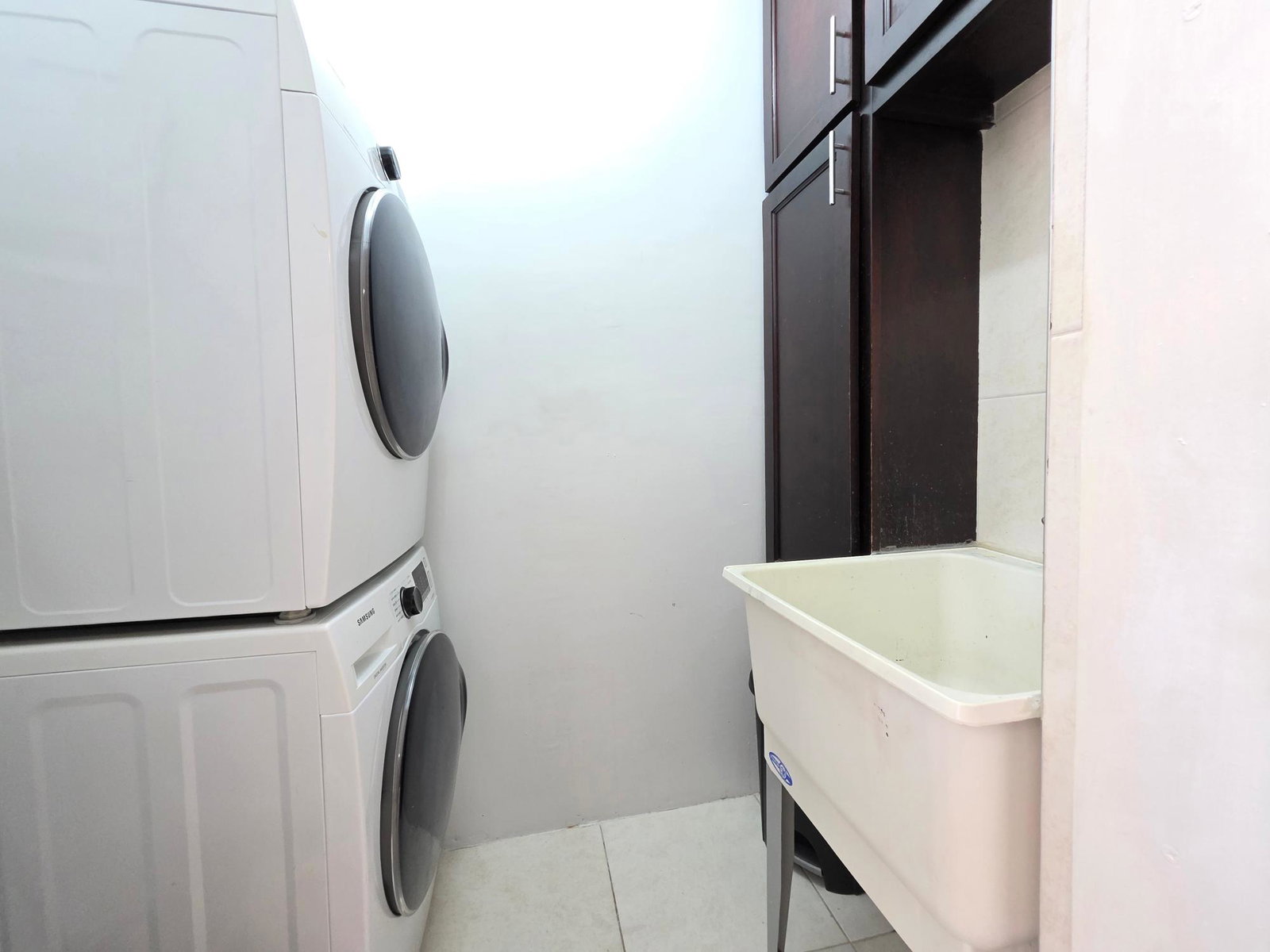 Modern-2-Bedroom-Apartment-for-Rent-in-Merrivale-St.-Andrew-Jamaica Tenth image of 5-21 Edinburgh Avenue in Kingston 8, St. Andrew, Jamaica - property is For Rent