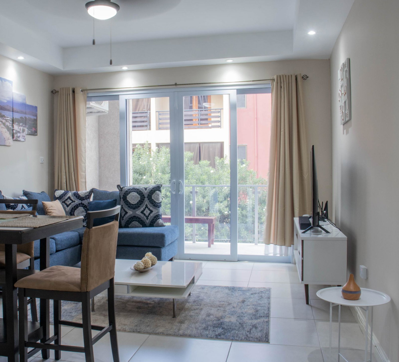 Second image of 211-6 Comlin Bank Road in Kingston 5, St. Andrew, Jamaica - property is For Rent