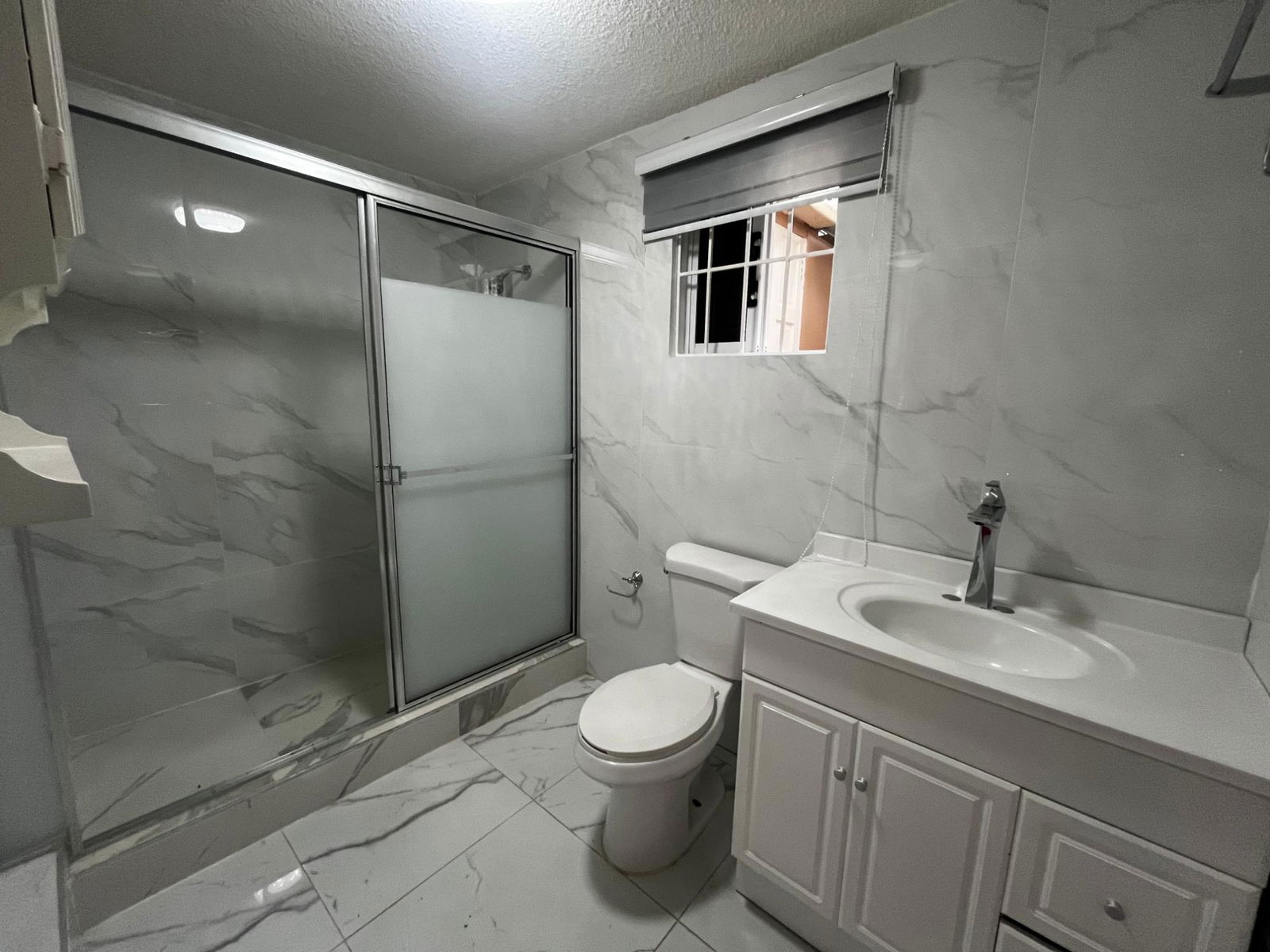 Modern-2-Bedroom-Apartment-for-Rent-in-St.-Andrew-Jamaica-4-3-Ridge-View-Close Seventh image of 4-3 Ridge View Close in Red Hills, St. Andrew, Jamaica - property is For Rent