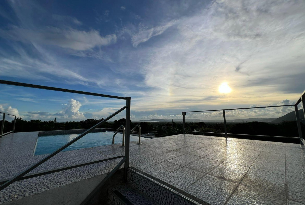 Thirteenth image of 5-19 Roehampton Drive in Kingston 19, St. Andrew, Jamaica - property is For Rent