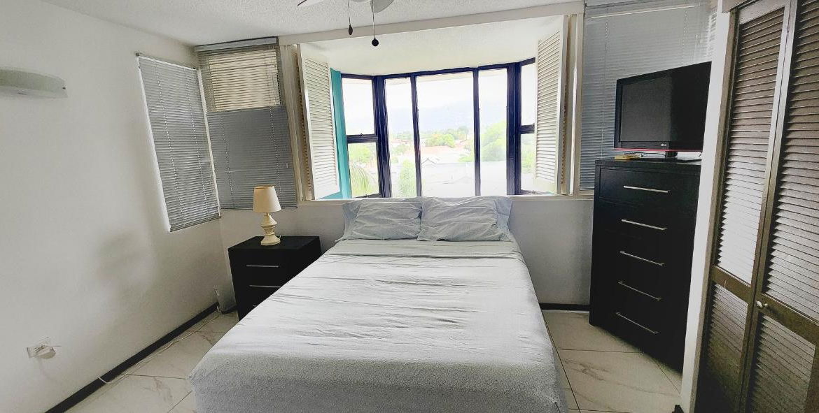 Eighth image of 207-1 Caribbean Close in Kingston 5, St. Andrew, Jamaica - property is For Rent