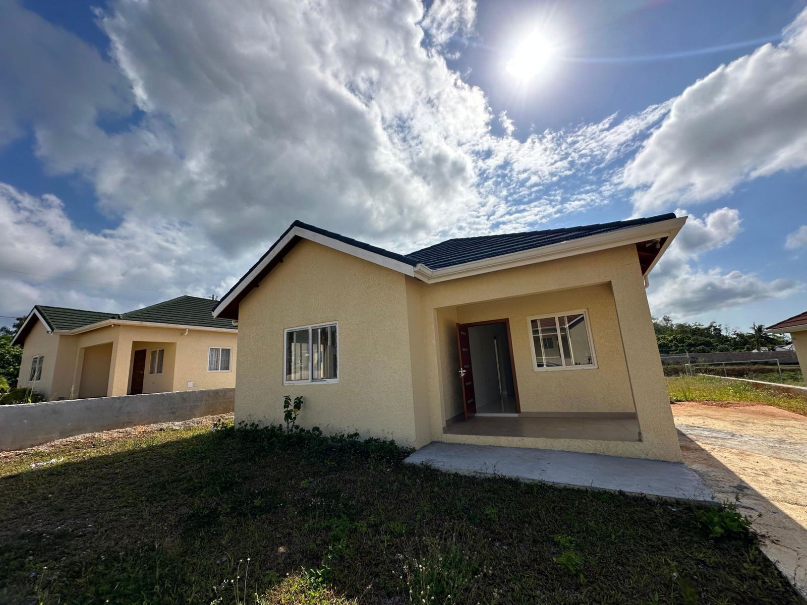 Modern-2-Bedroom-House-for-Rent-in-Lancewood-Meadows-St.-Ann-Jamaica Second image of 180 Lancewood Meadows in Bonham Park, St. Ann, Jamaica - property is For Rent