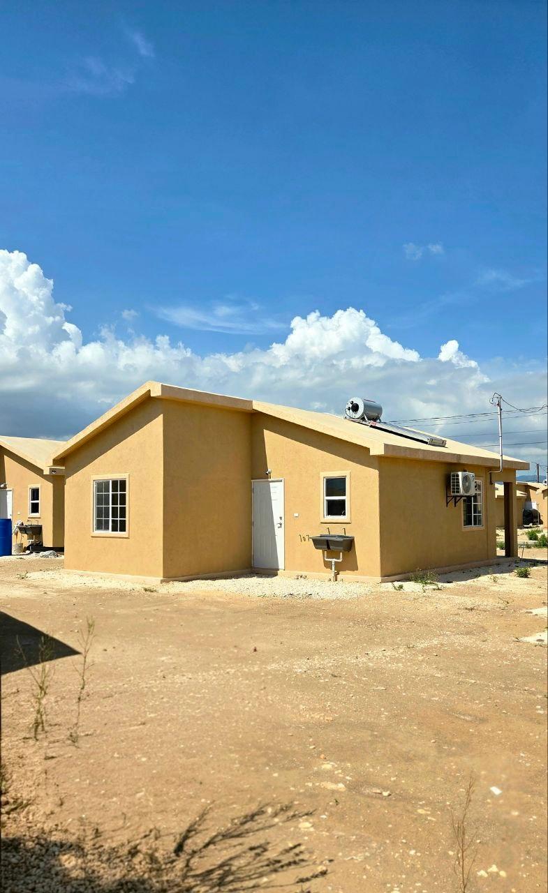 Modern-2-Bedroom-House-for-Rent-in-Phoenix-Park-Village-2-St.-Catherine Thirteenth image of 457- Phoenix Park Village 2 in Phoenix Park, St. Catherine, Jamaica - property is For Rent