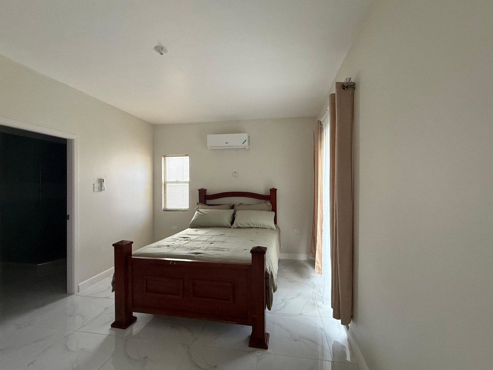 Fourteenth image of 5-phase 6 Camelot Village in Discovery Bay, St. Ann, Jamaica - property is For Rent