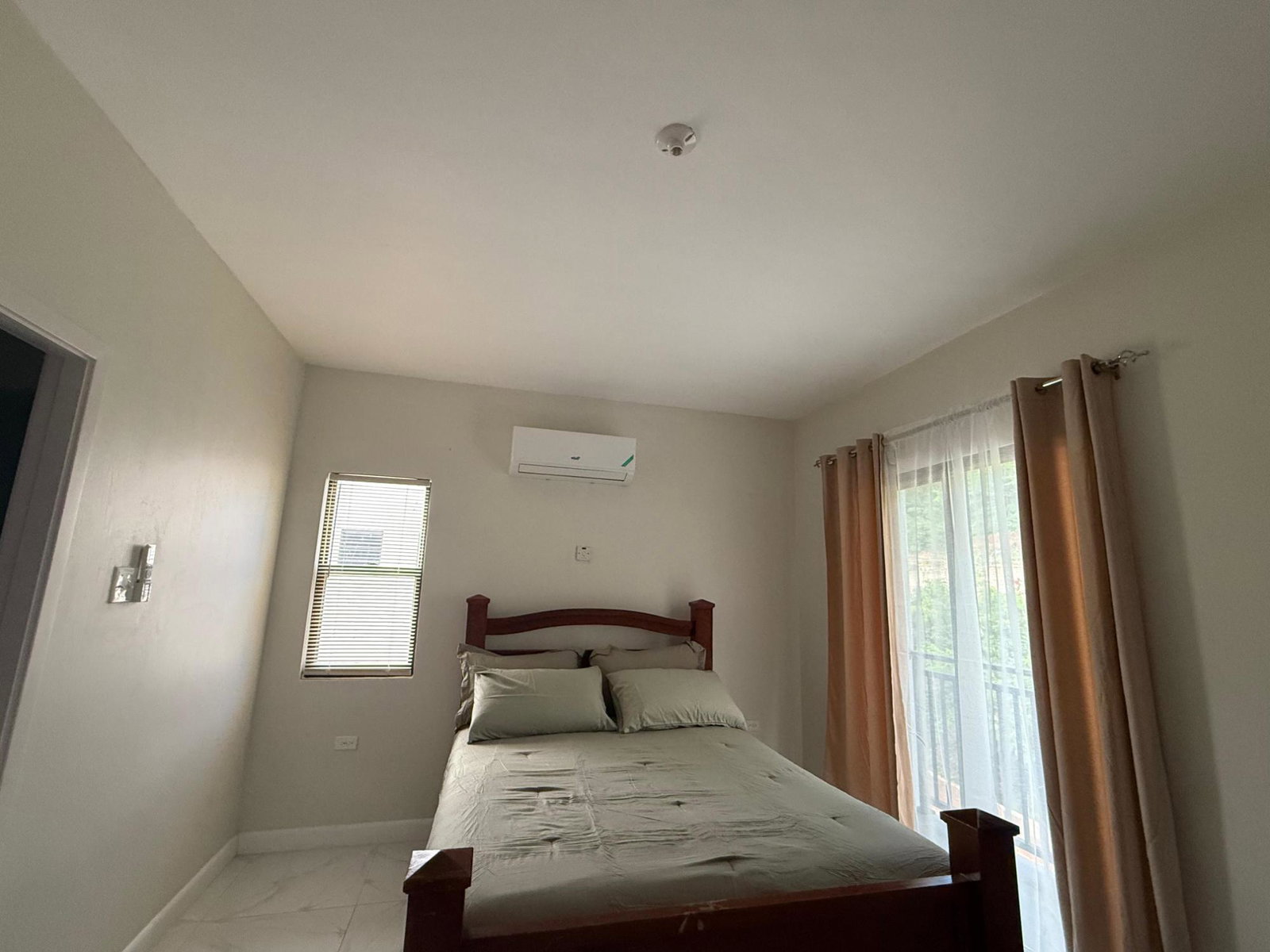 Sixteenth image of 5-phase 6 Camelot Village in Discovery Bay, St. Ann, Jamaica - property is For Rent