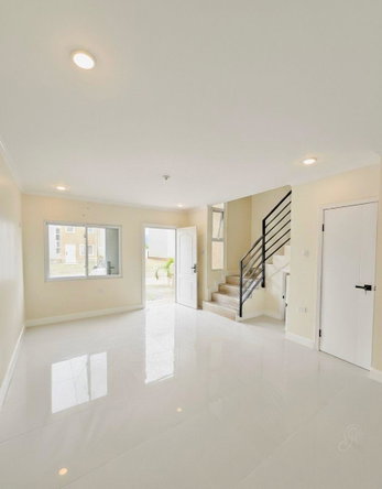 Fifth image of 32 Chestercreek in Greater Portmore, St. Catherine, Jamaica - property is For Rent