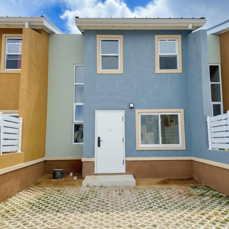 First image of 32 Chestercreek in Greater Portmore, St. Catherine, Jamaica - property is For Rent