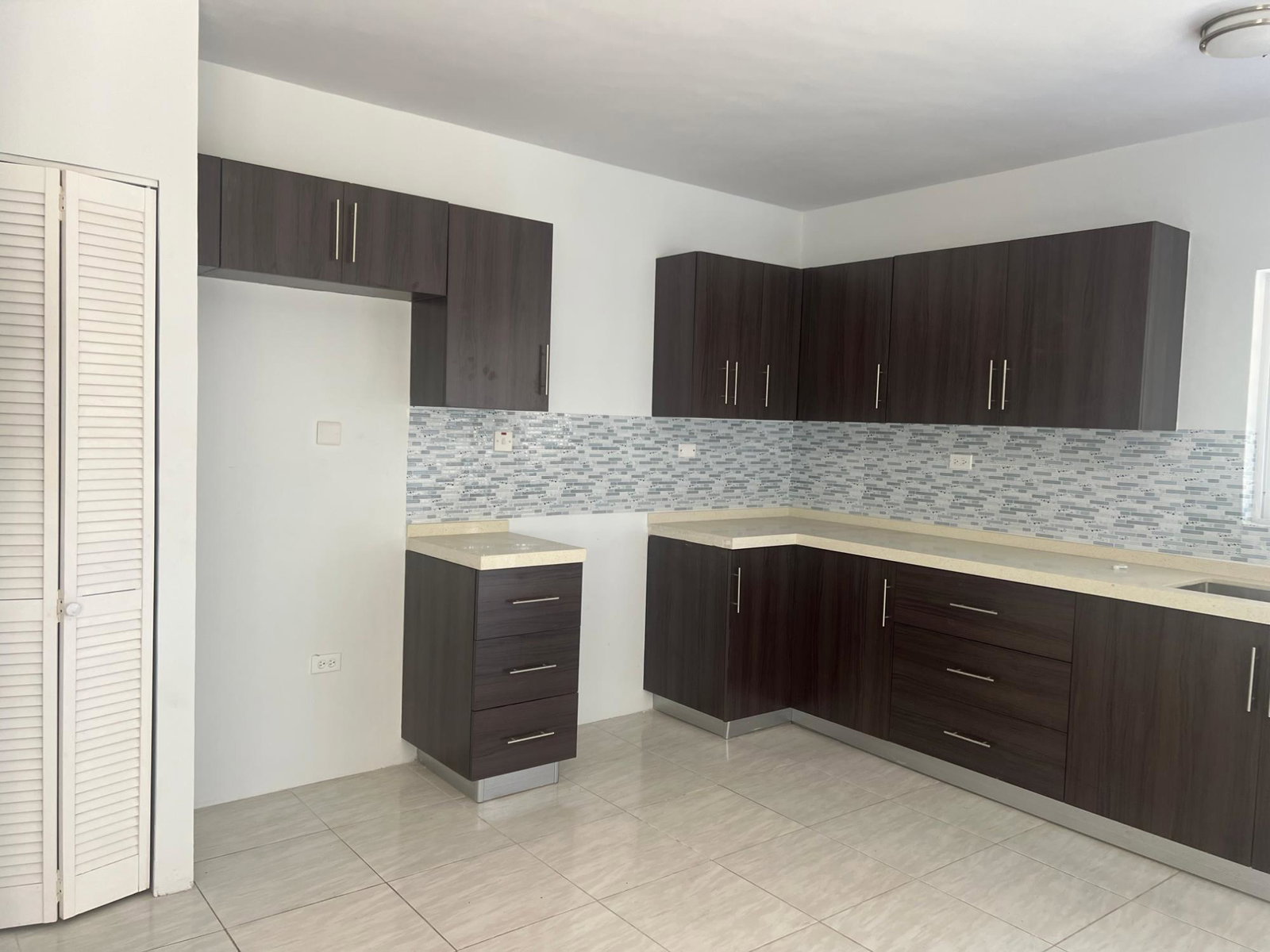 Ninth image of 125- Areca Palm Blend in Sandown Park, St. Catherine, Jamaica - property is For Rent