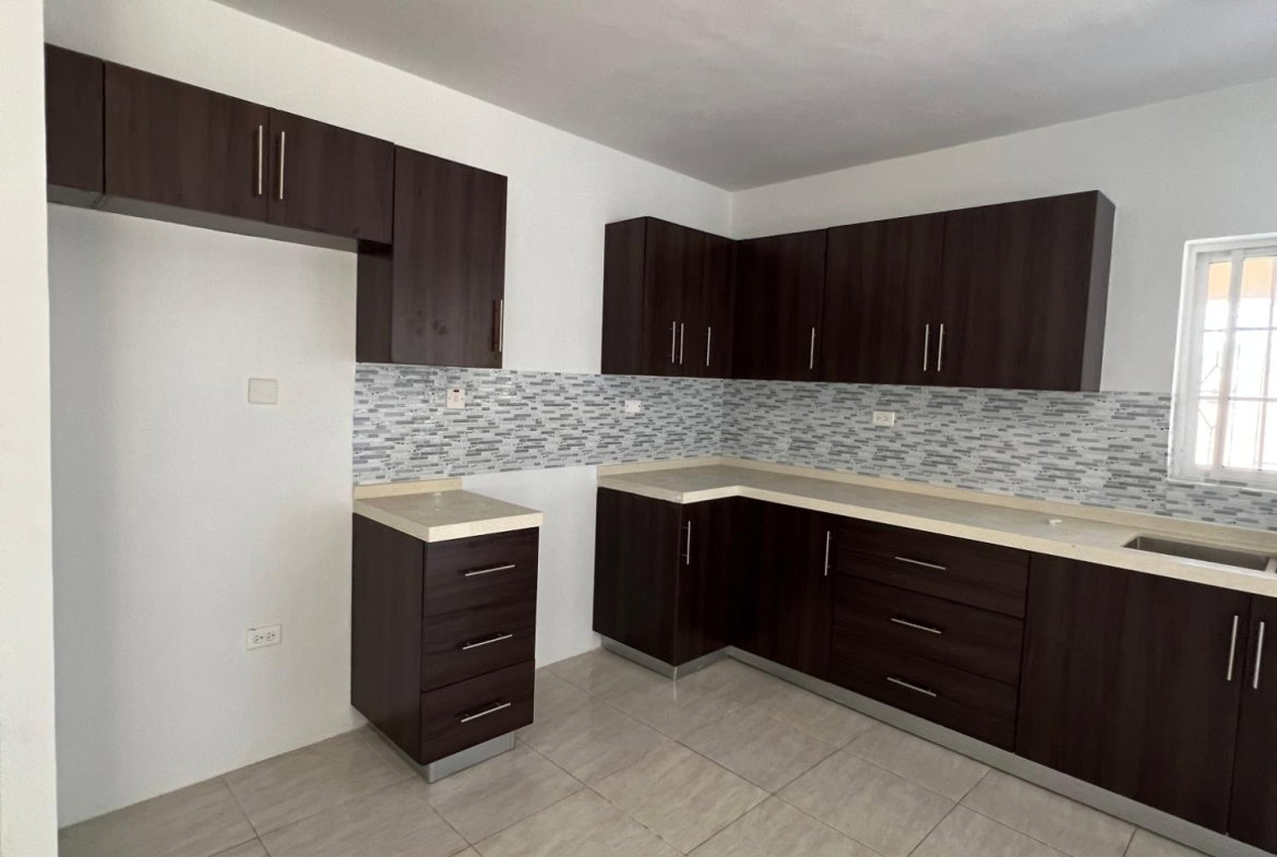 Tenth image of 125- Areca Palm Blend in Sandown Park, St. Catherine, Jamaica - property is For Rent