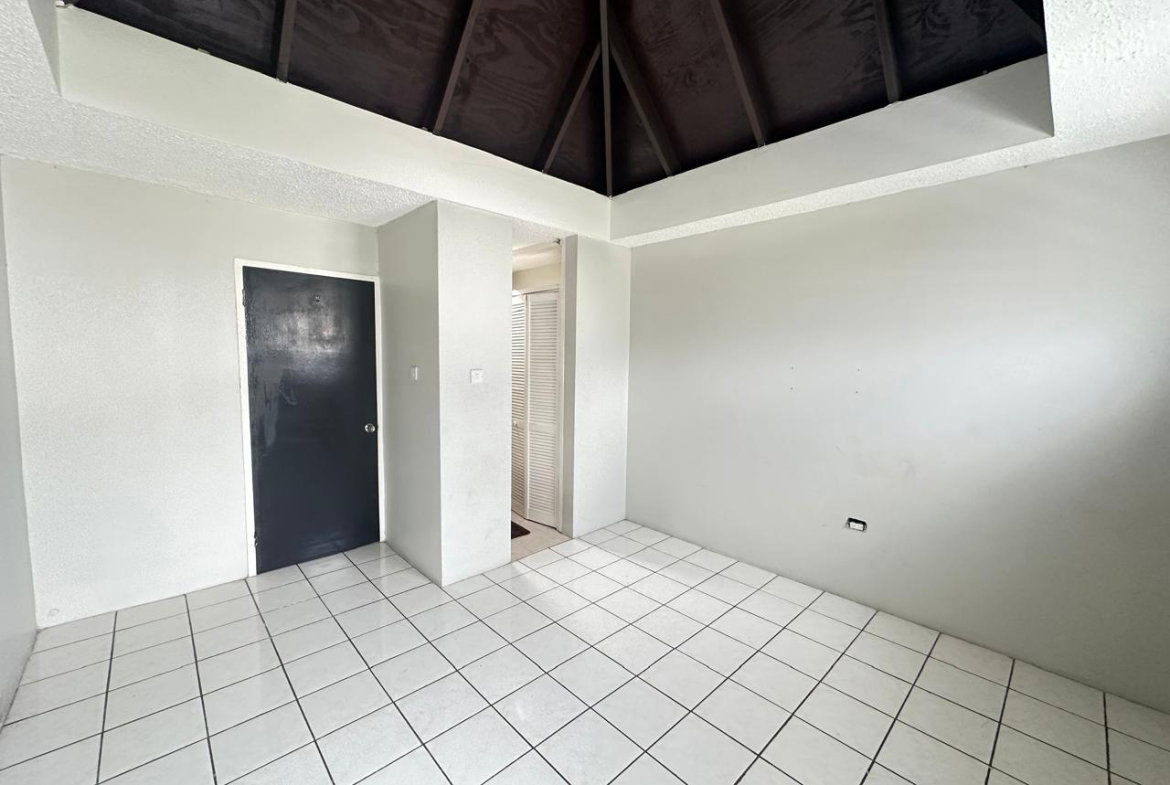 Eleventh image of T/h #29-1 Seymour Kingston 6 in Kingston 6, St. Andrew, Jamaica - property is For Rent