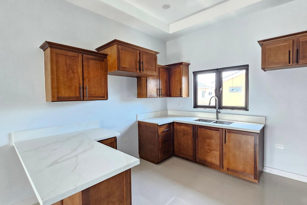 Third image of 175 Oak Estate in Bernard Lodge, St. Catherine, Jamaica - property is For Rent
