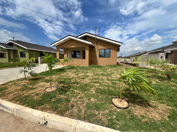 First image of 175 Oak Estate in Bernard Lodge, St. Catherine, Jamaica - property is For Rent