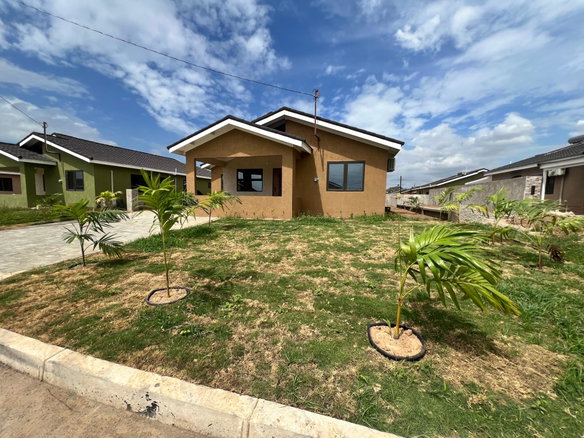 First image of 175 Oak Estate in Bernard Lodge, St. Catherine, Jamaica - property is For Rent