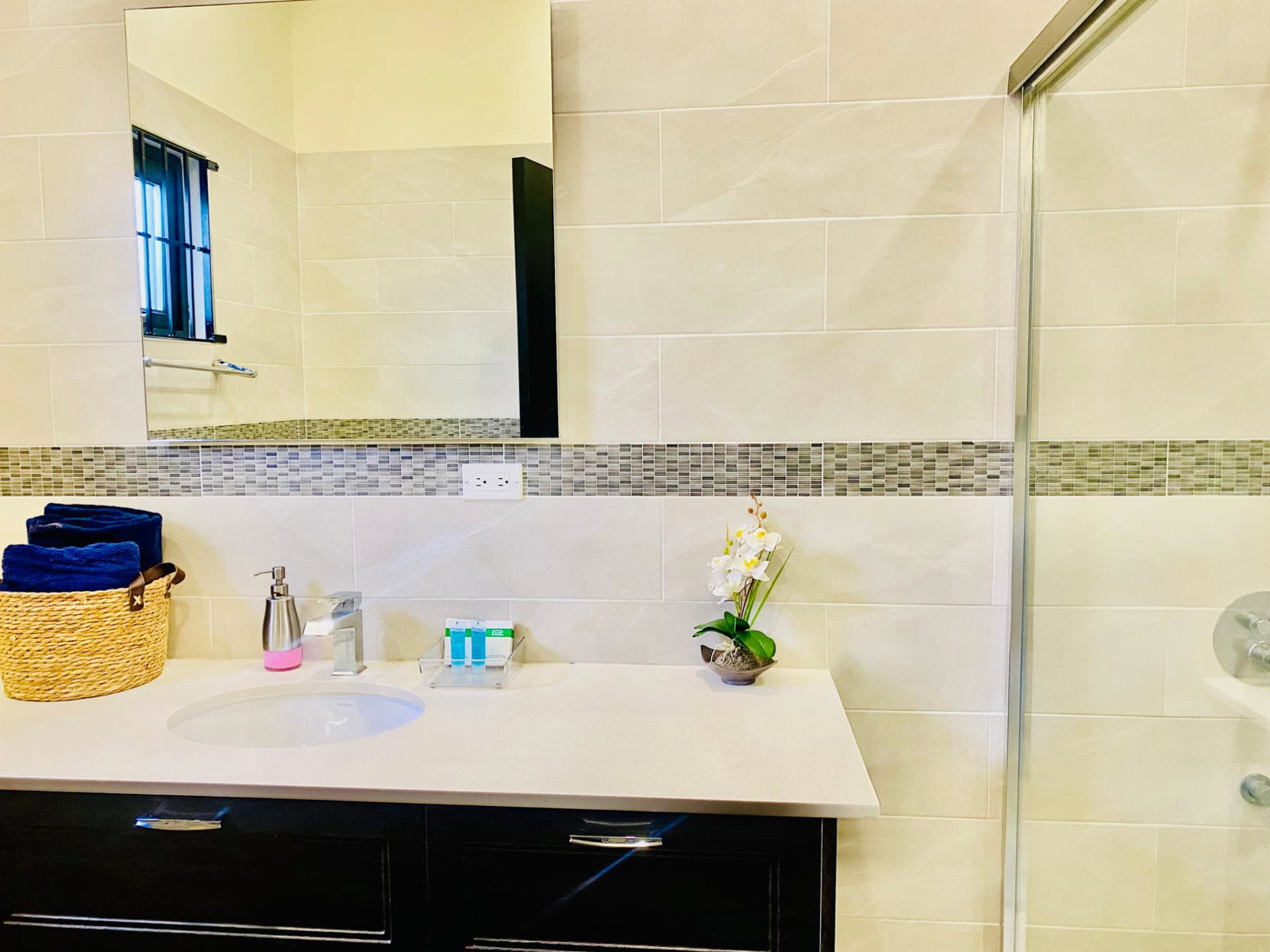Modern-3-Bedroom-Bungalow-for-Sale-in-Gated-Community-Ocho-Rios-St.-Ann Twenty-Fifth image of 106 Pyramid Point in Ocho Rios, St. Ann, Jamaica - property is For Sale