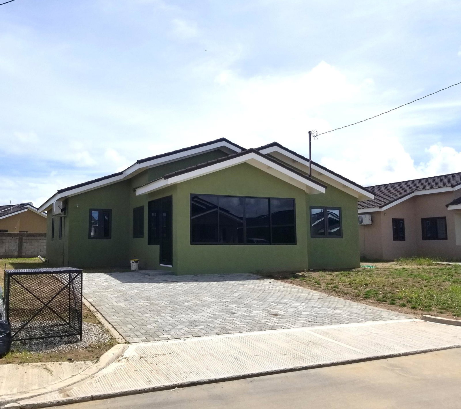 Twenty-Second image of 17 Oak Estate, Bernard Lodge in Bernard Lodge, St. Catherine, Jamaica - property is For Rent
