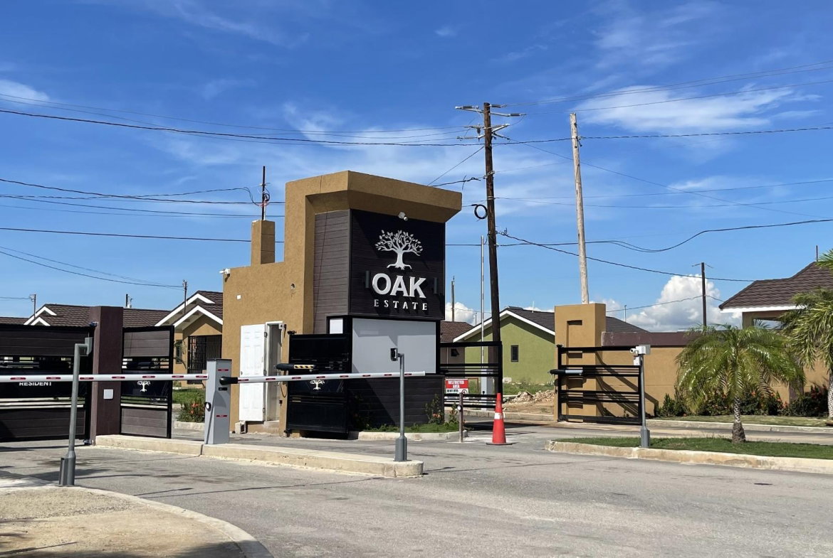 First image of 470-470 Oak Estate in Portmore Pines, St. Catherine, Jamaica - property is For Rent