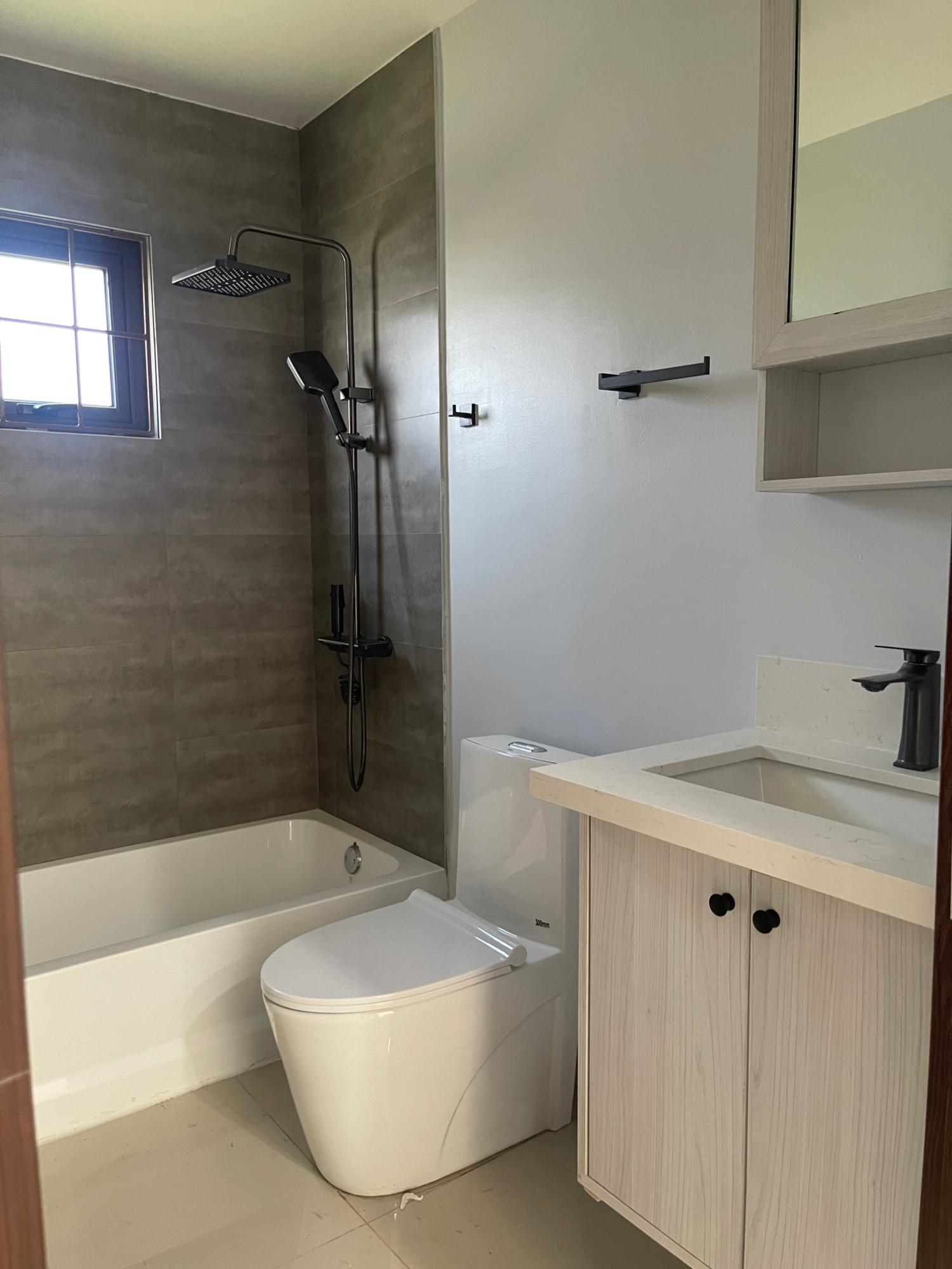 Modern-3-Bedroom-House-for-Rent-in-Oak-Estate-St.-Catherine-Jamaica Thirteenth image of 470-470 Oak Estate in Portmore Pines, St. Catherine, Jamaica - property is For Rent