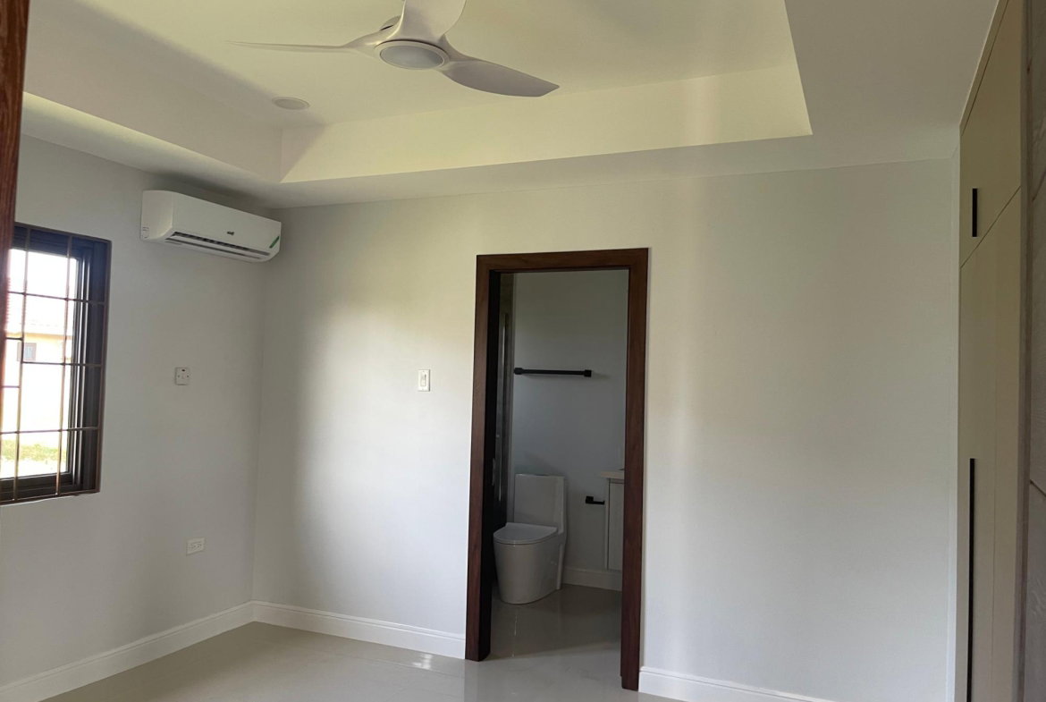Sixteenth image of 470-470 Oak Estate in Portmore Pines, St. Catherine, Jamaica - property is For Rent