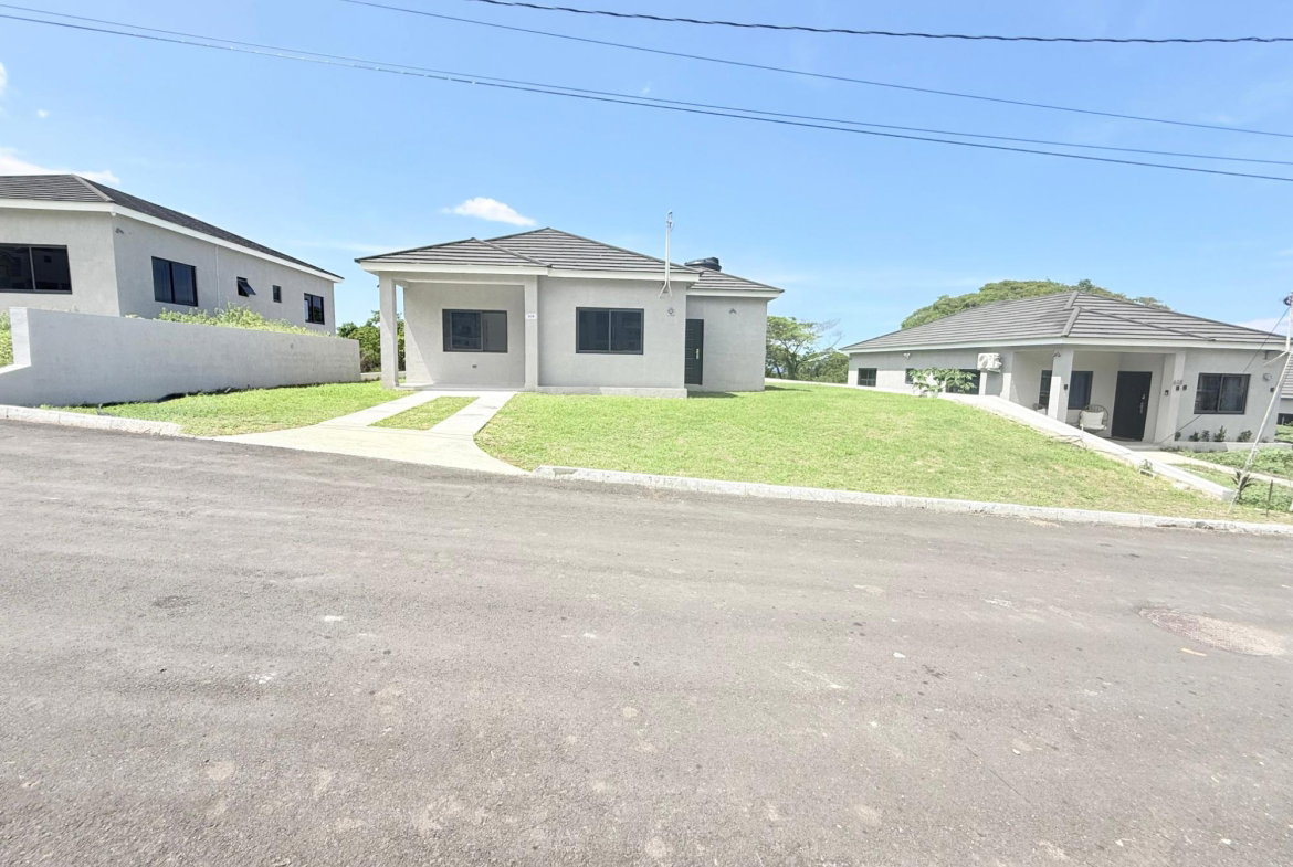 Twentieth image of 619 Calabash Drive in Runaway Bay, St. Ann, Jamaica - property is For Rent