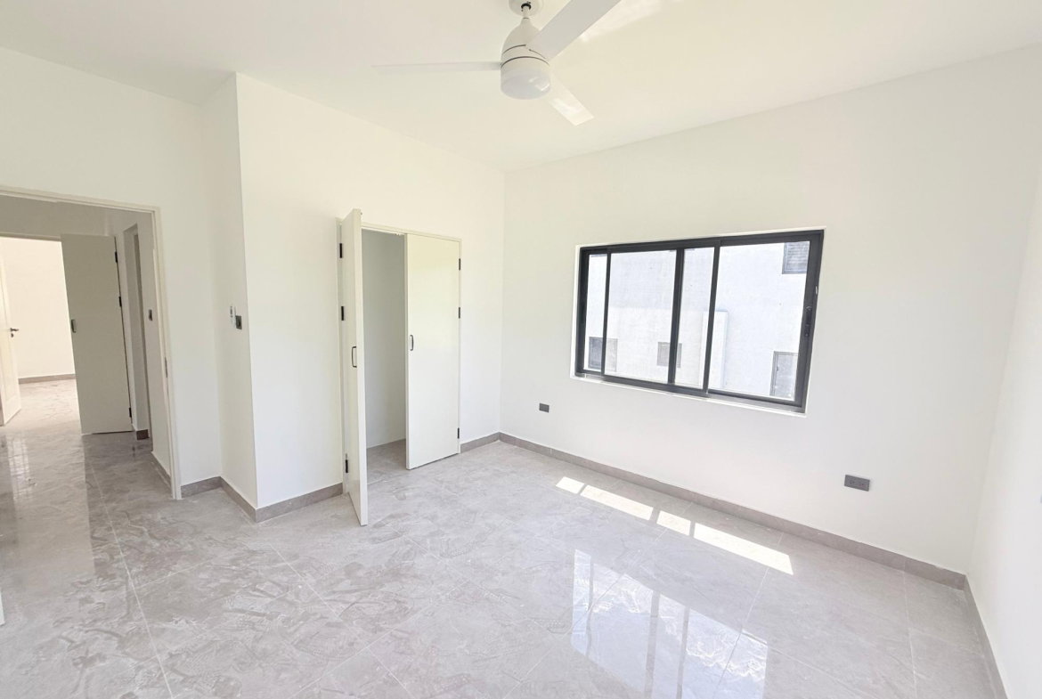 Eighth image of 619 Calabash Drive in Runaway Bay, St. Ann, Jamaica - property is For Rent