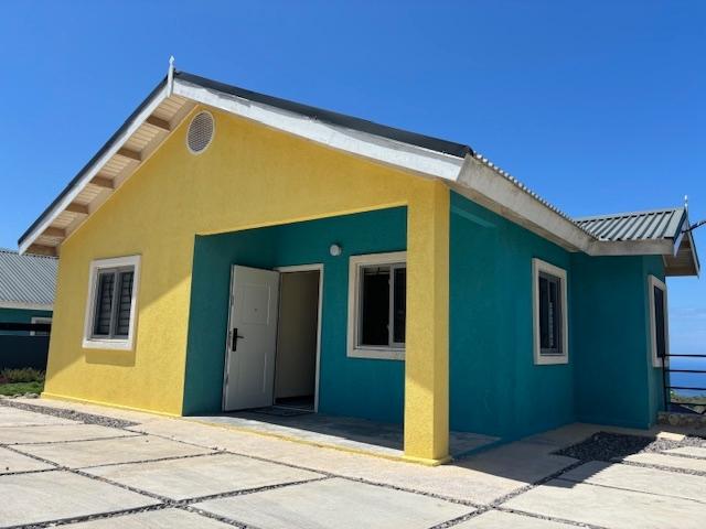 Second image of 123 Edmund Ridge Estaes in SPOT VALLEY, St. James, Jamaica - property is For Rent