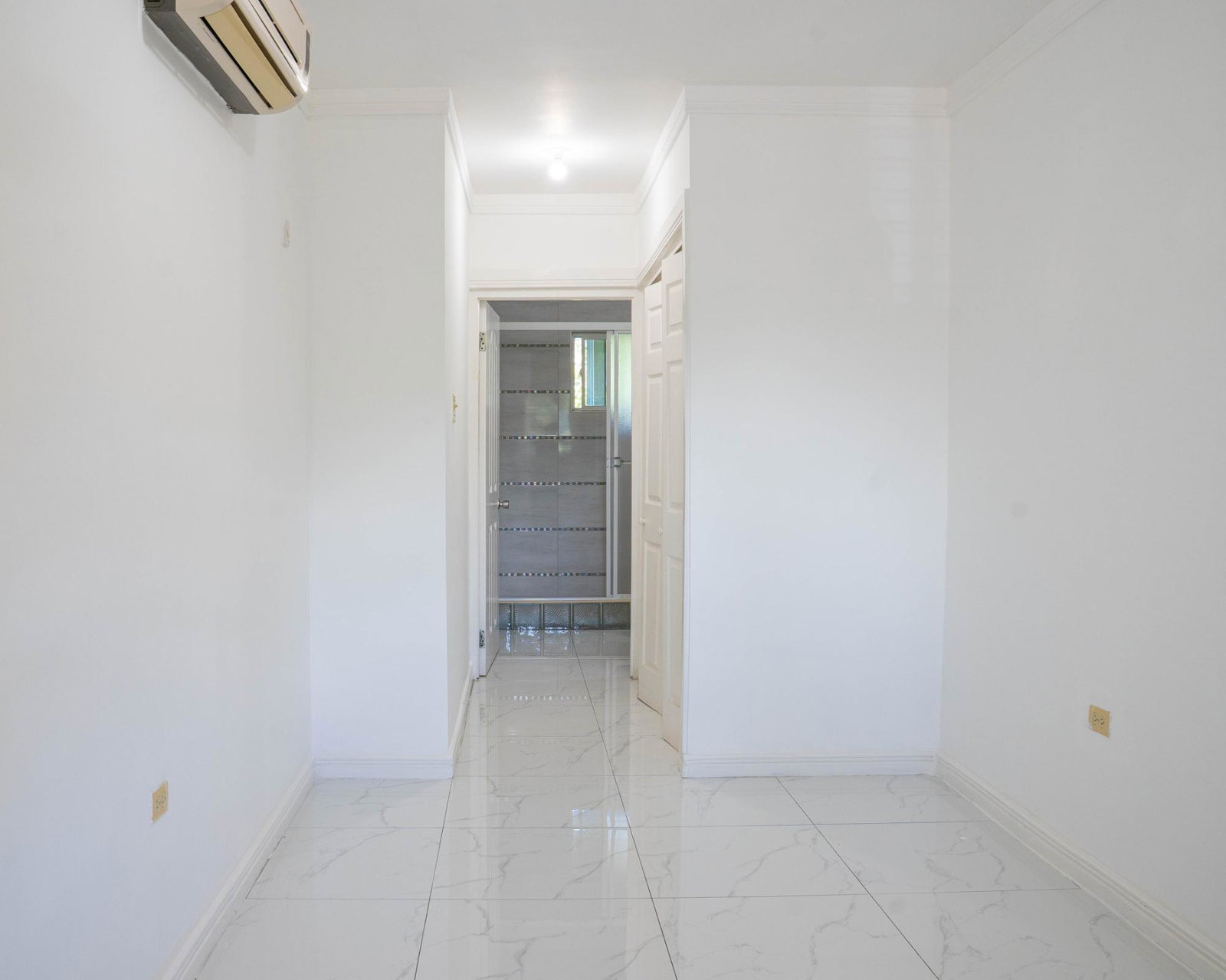 Seventeenth image of 8-7 Dukharan Avenue in Kingston 8, St. Andrew, Jamaica - property is For Sale