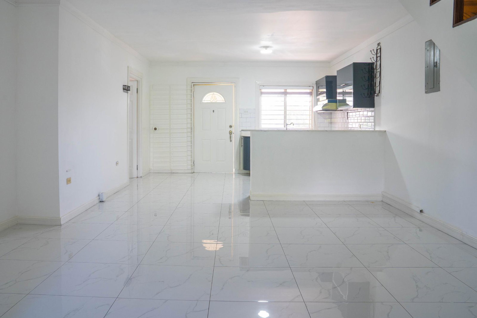 Tenth image of 8-7 Dukharan Avenue in Kingston 8, St. Andrew, Jamaica - property is For Sale