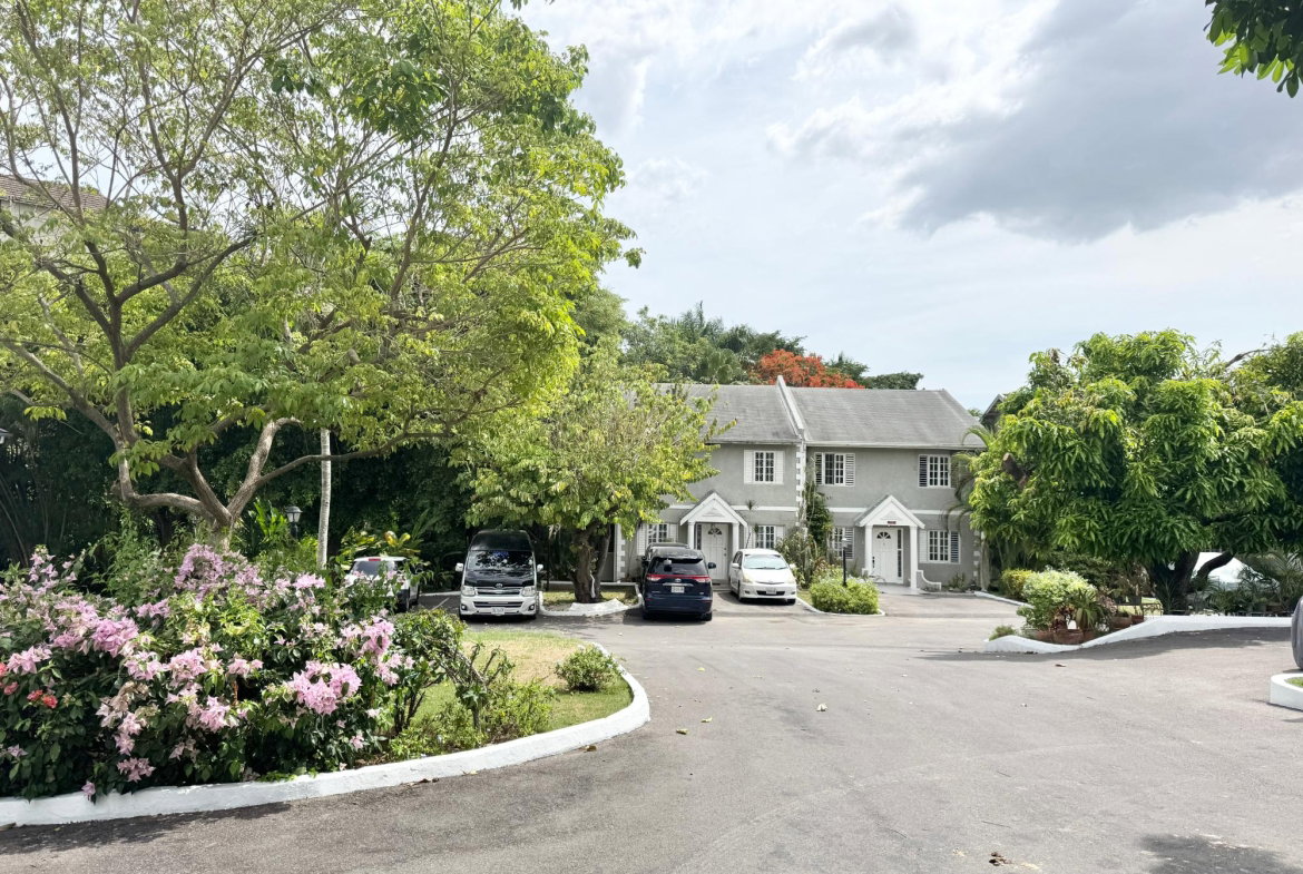 Second image of 5-4b Jacks Hill Close in Kingston 6, St. Andrew, Jamaica - property is For Rent