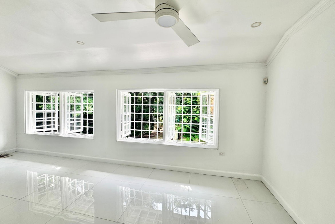 Twelfth image of 5-4b Jacks Hill Close in Kingston 6, St. Andrew, Jamaica - property is For Rent