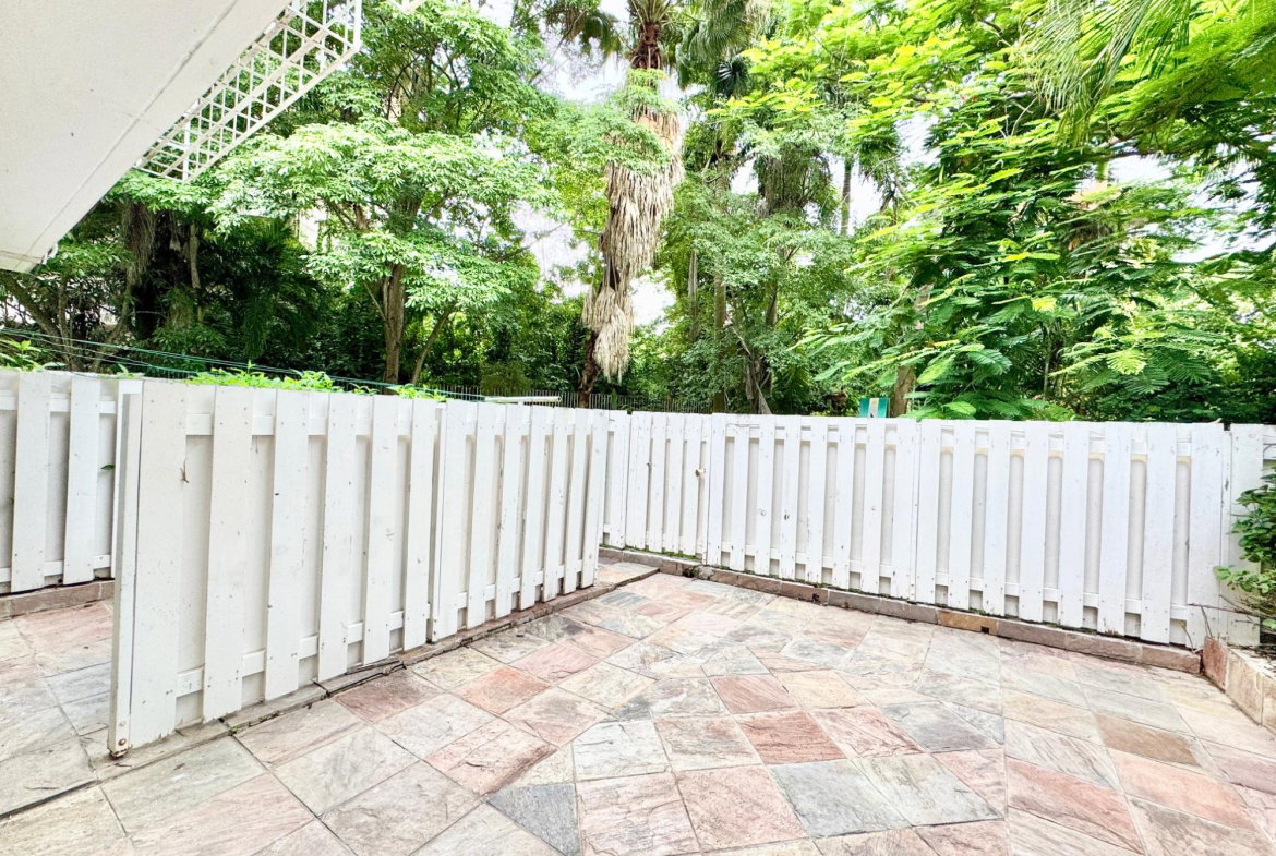 Twenty-Ninth image of 5-4b Jacks Hill Close in Kingston 6, St. Andrew, Jamaica - property is For Rent