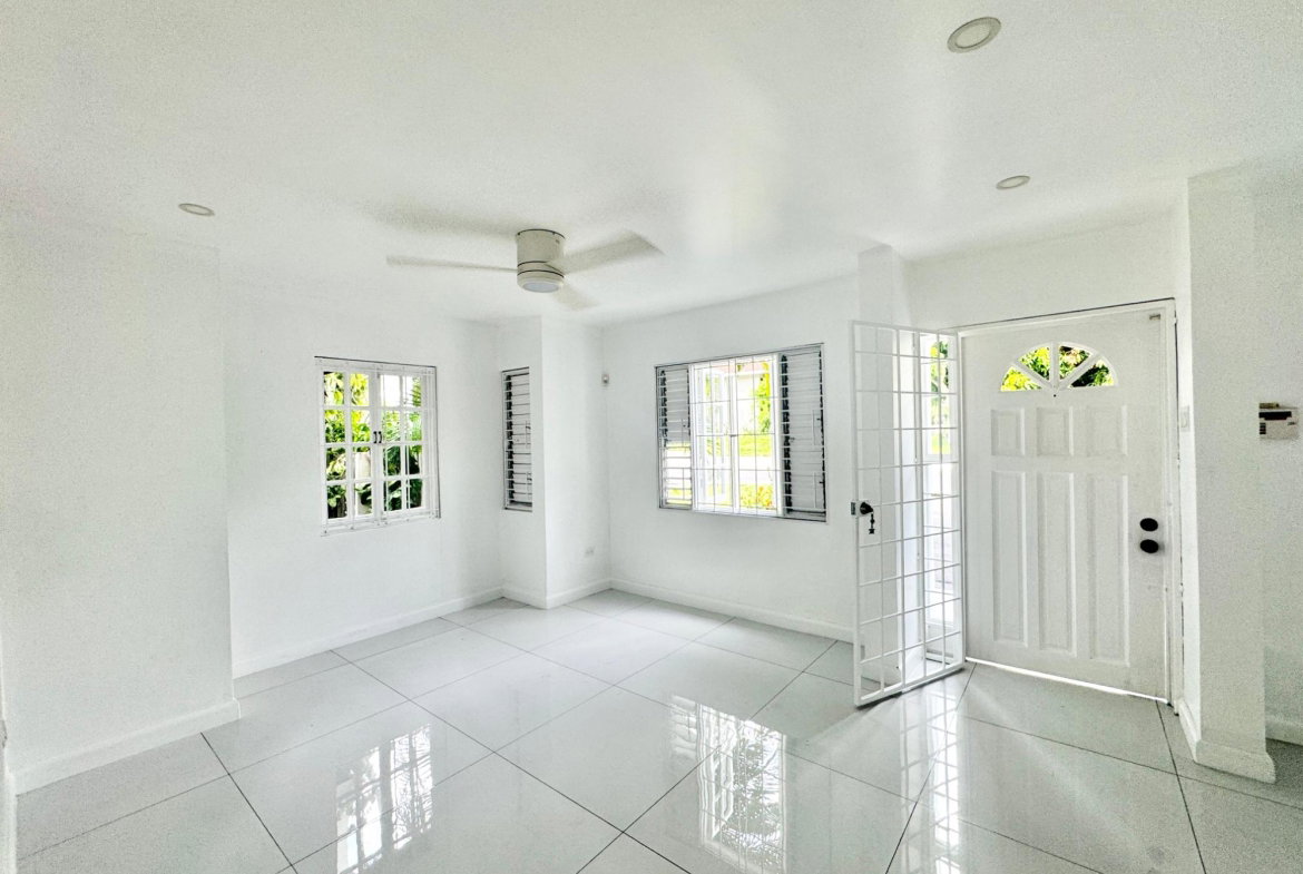 Fourth image of 5-4b Jacks Hill Close in Kingston 6, St. Andrew, Jamaica - property is For Rent