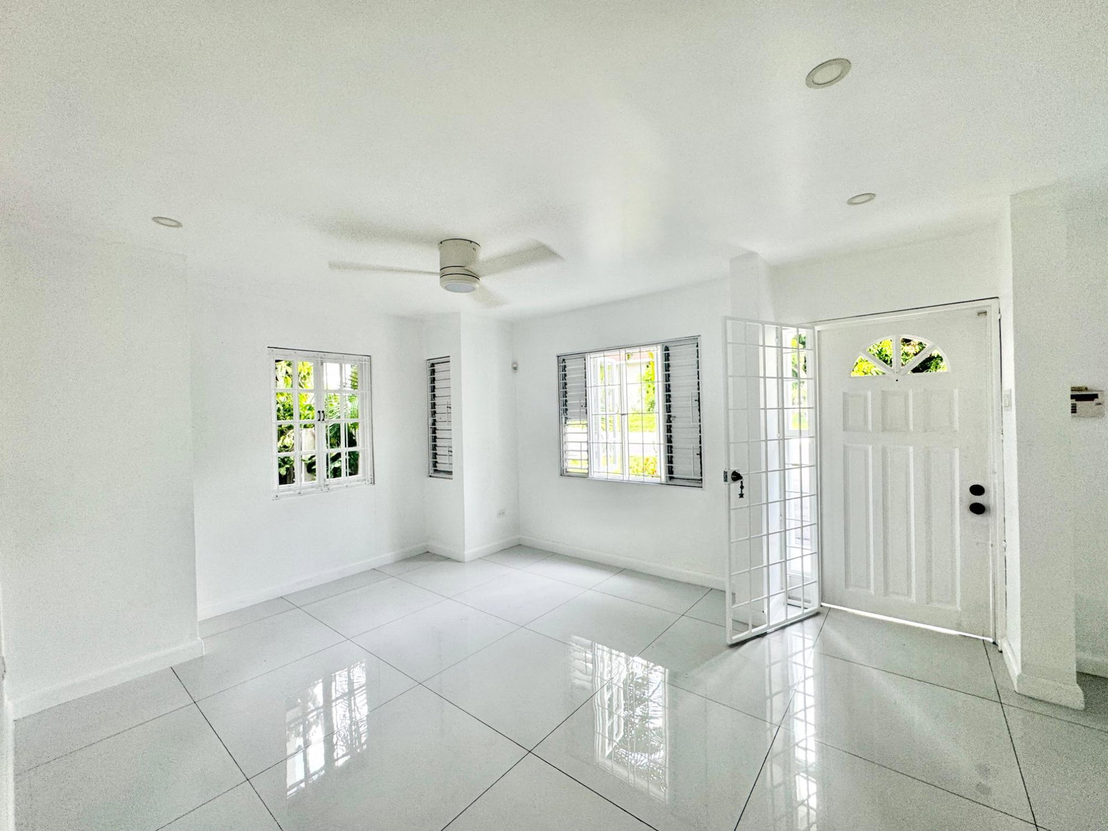 Fourth image of 5-4b Jacks Hill Close in Kingston 6, St. Andrew, Jamaica - property is For Rent
