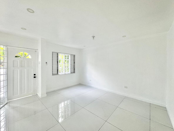 Fifth image of 5-4b Jacks Hill Close in Kingston 6, St. Andrew, Jamaica - property is For Rent