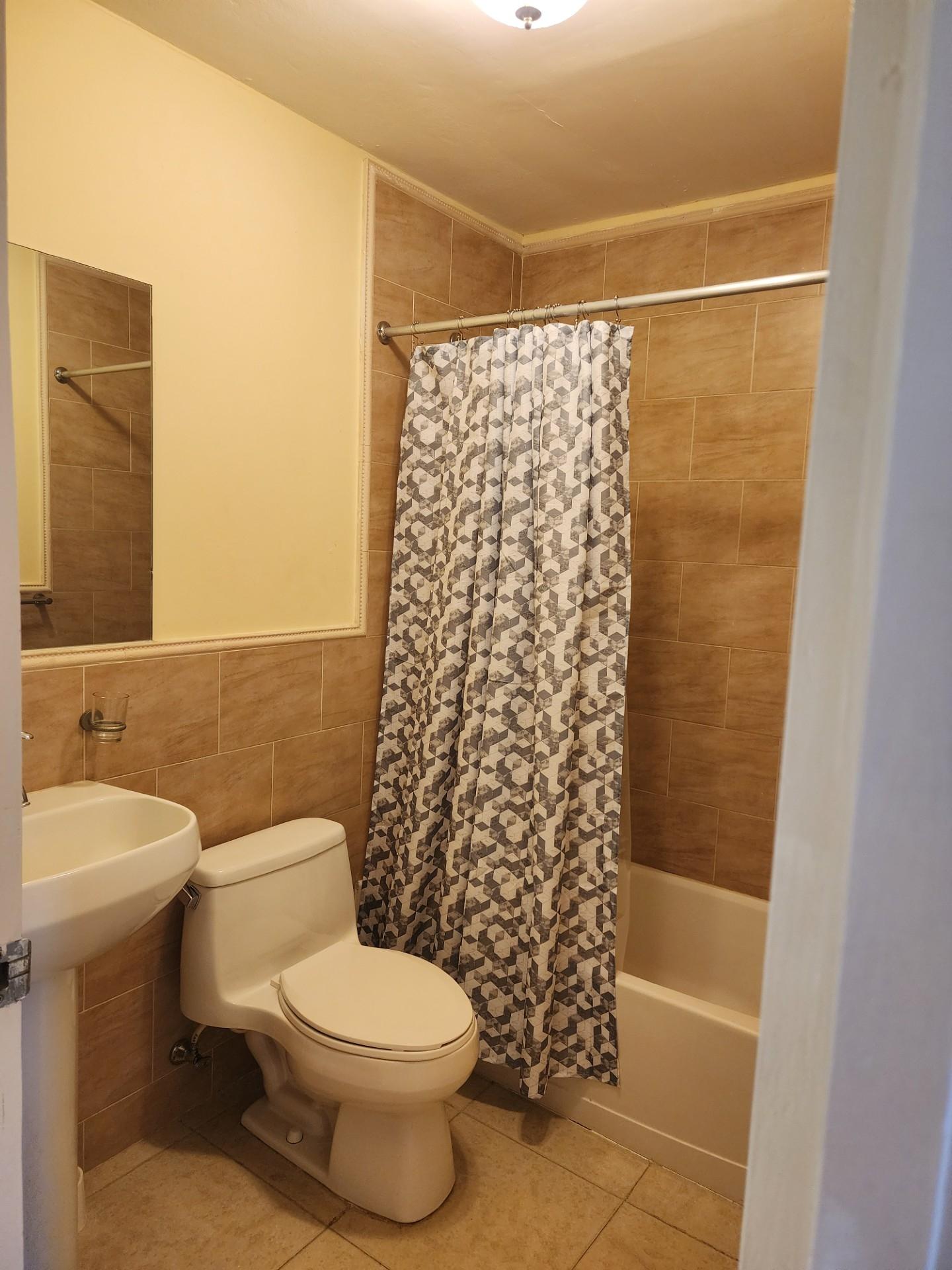 Thirteenth image of 9-3-5 Clieveden Avenue in Kingston 6, St. Andrew, Jamaica - property is For Rent