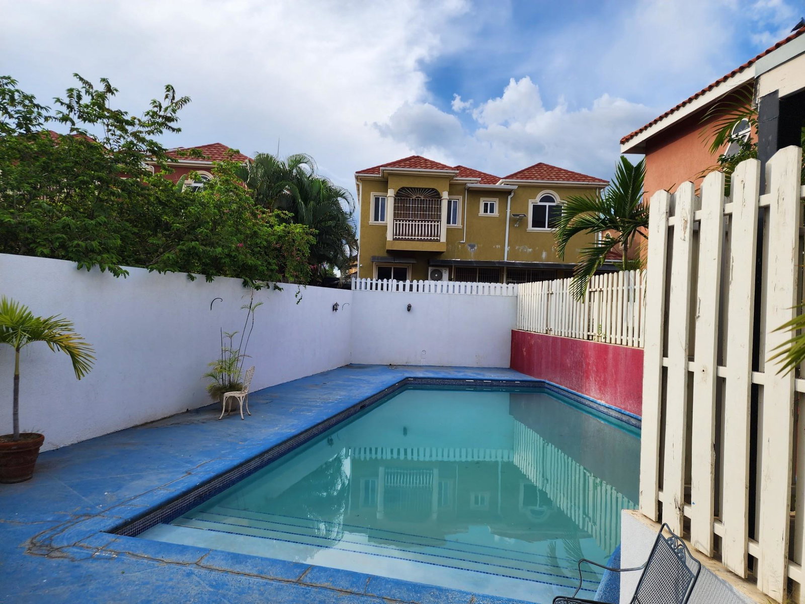 Seventeenth image of 9-3-5 Clieveden Avenue in Kingston 6, St. Andrew, Jamaica - property is For Rent
