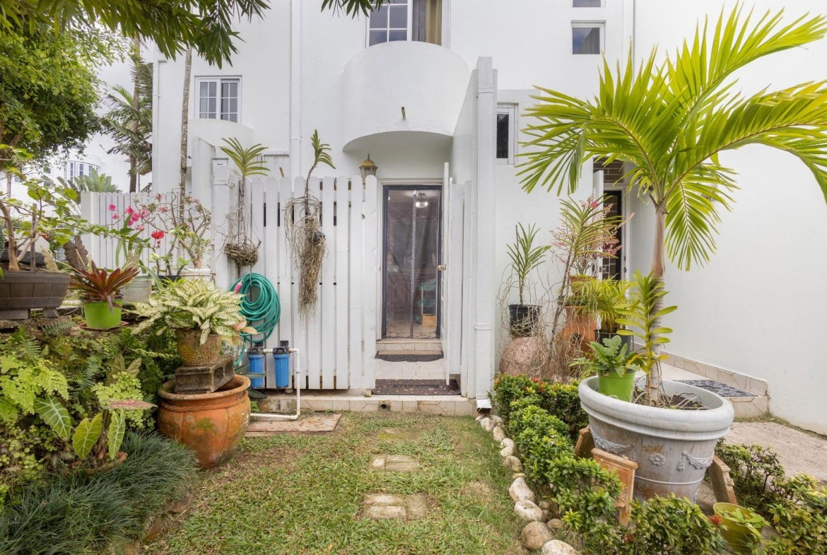 Seventh image of 14- Bonham Hill Apartments, b in Bonham Park, St. Ann, Jamaica - property is For Rent