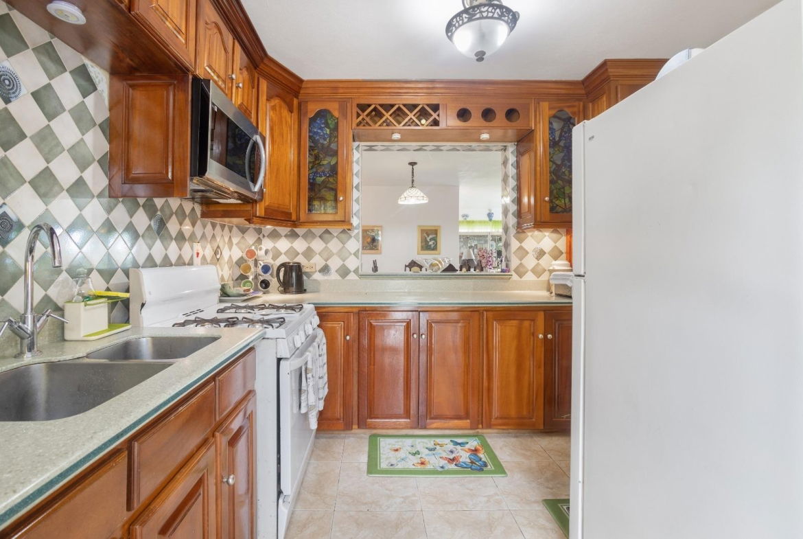 Ninth image of 14- Bonham Hill Apartments, b in Bonham Park, St. Ann, Jamaica - property is For Rent