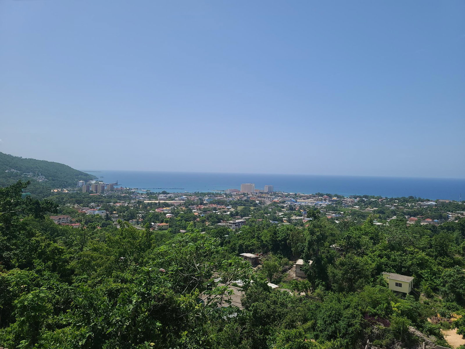 Thirteenth image of th 5- Ocho Rios Country Club in Ocho Rios, St. Ann, Jamaica - property is For Sale