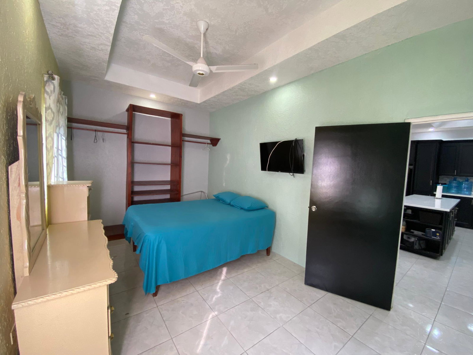 Fourth image of 7 Belvedere Road, Red Hills in Red Hills, St. Andrew, Jamaica - property is For Rent