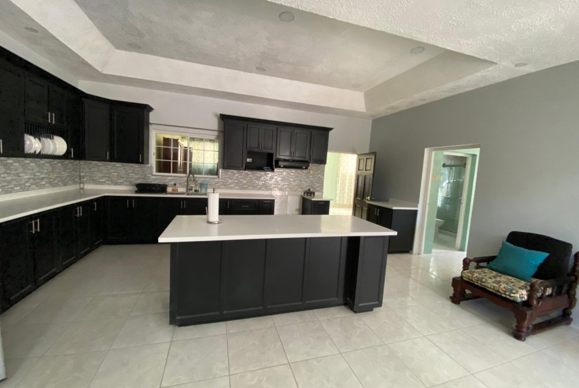 Fifth image of 7 Belvedere Road, Red Hills in Red Hills, St. Andrew, Jamaica - property is For Rent