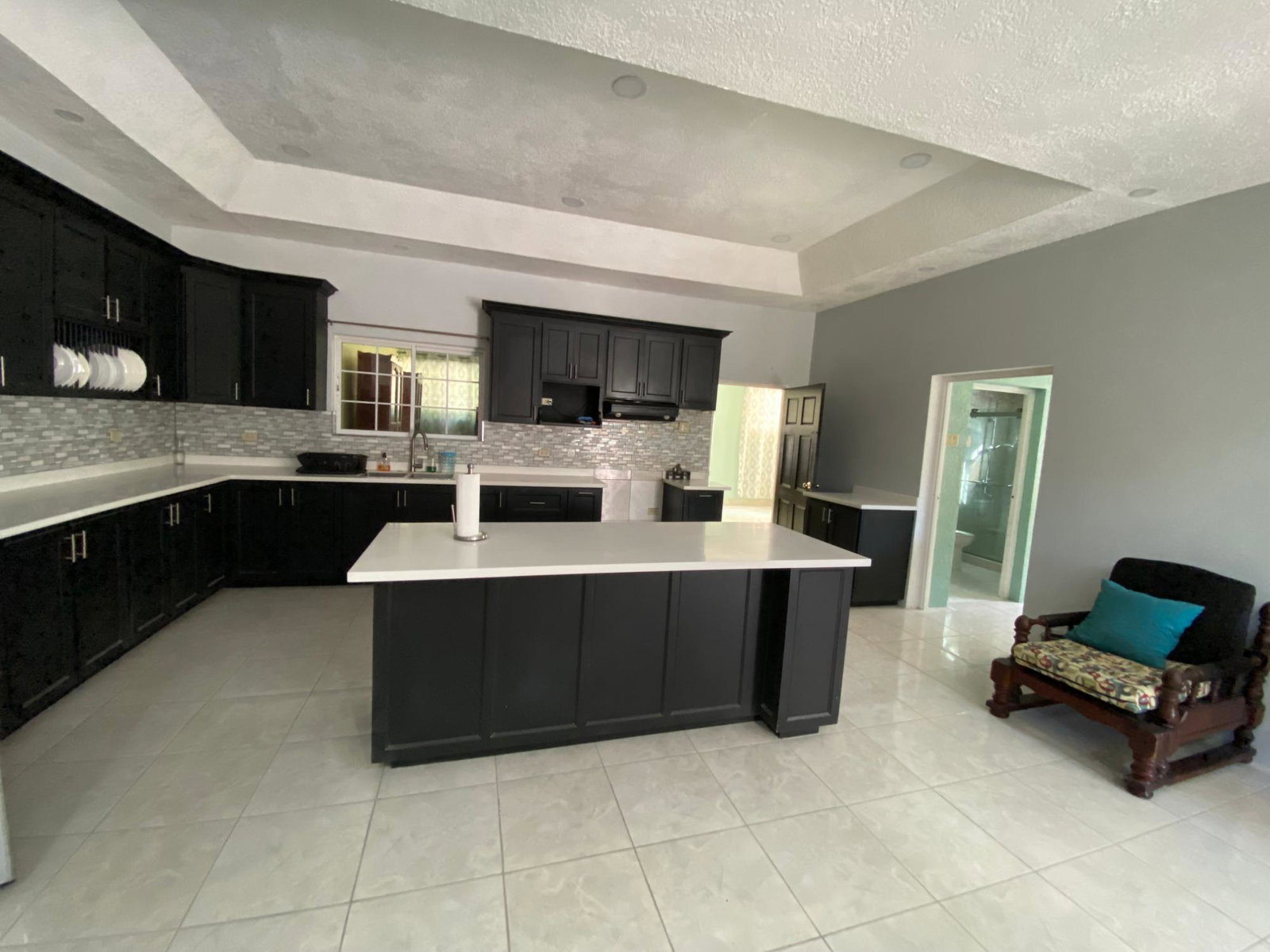 Fifth image of 7 Belvedere Road, Red Hills in Red Hills, St. Andrew, Jamaica - property is For Rent