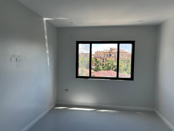 Ninth image of 401-12 Dulwich Drive in Kingston 8, St. Andrew, Jamaica - property is For Rent