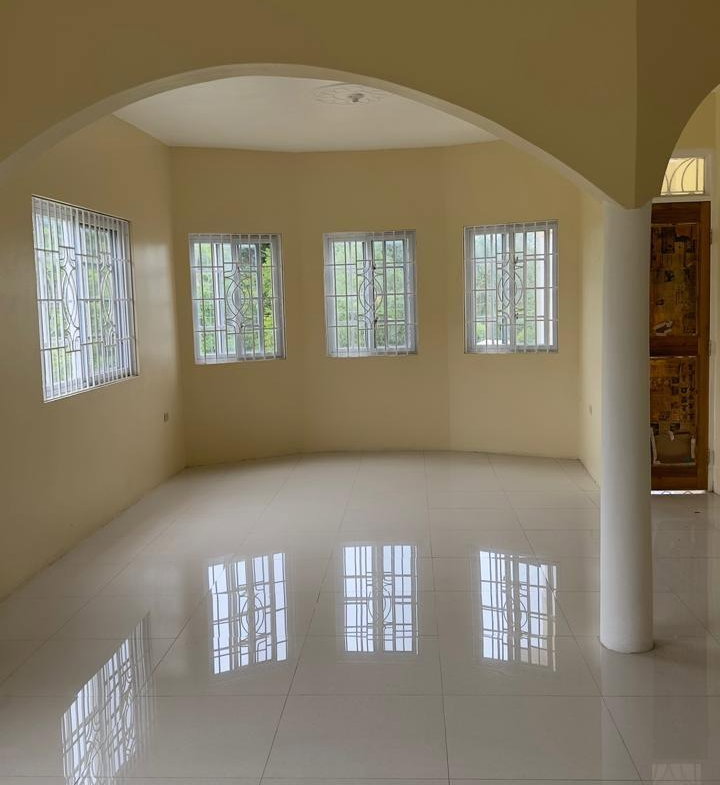 Seventh image of Unit 6-claryvonne 23 Retirement Road, Part in Santa Cruz, St. Elizabeth, Jamaica - property is For Sale