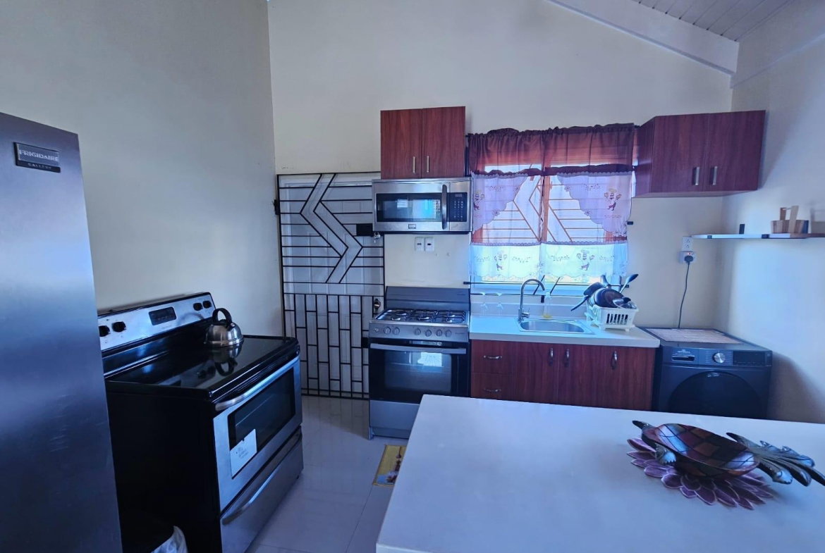 Tenth image of Edmund Ridge, Montego Bay in Montego Bay, St. James, Jamaica - property is For Rent