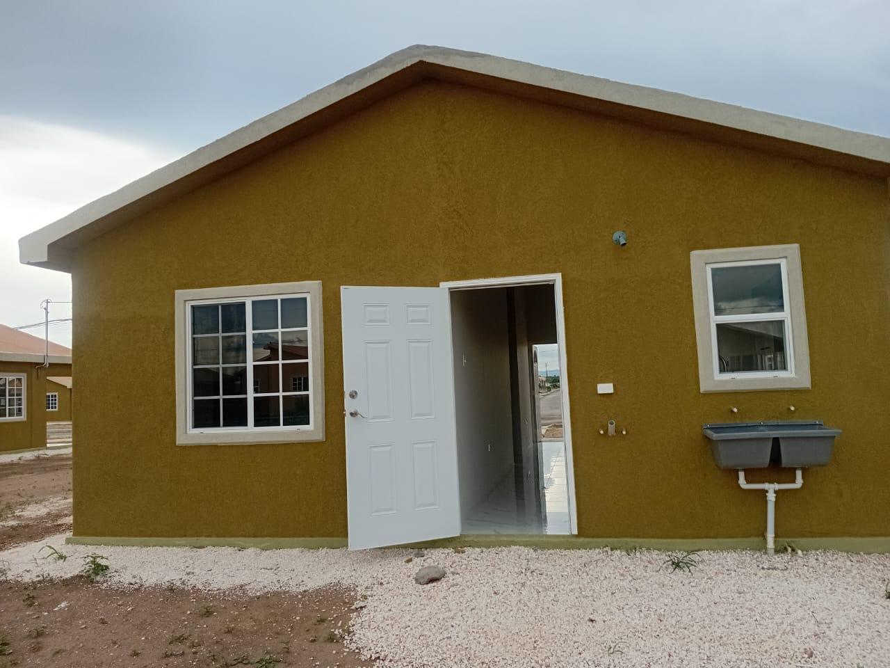 Thirteenth image of 939 40 Cayenne Crescent, Phoe in Phoenix Park, St. Catherine, Jamaica - property is For Sale