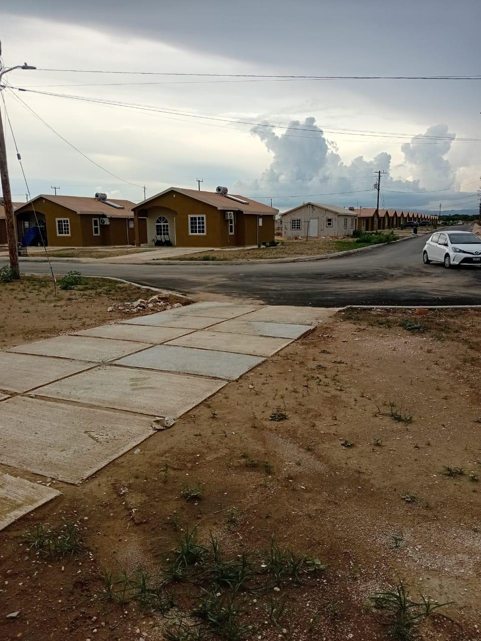 Sixth image of 939 40 Cayenne Crescent, Phoe in Phoenix Park, St. Catherine, Jamaica - property is For Sale