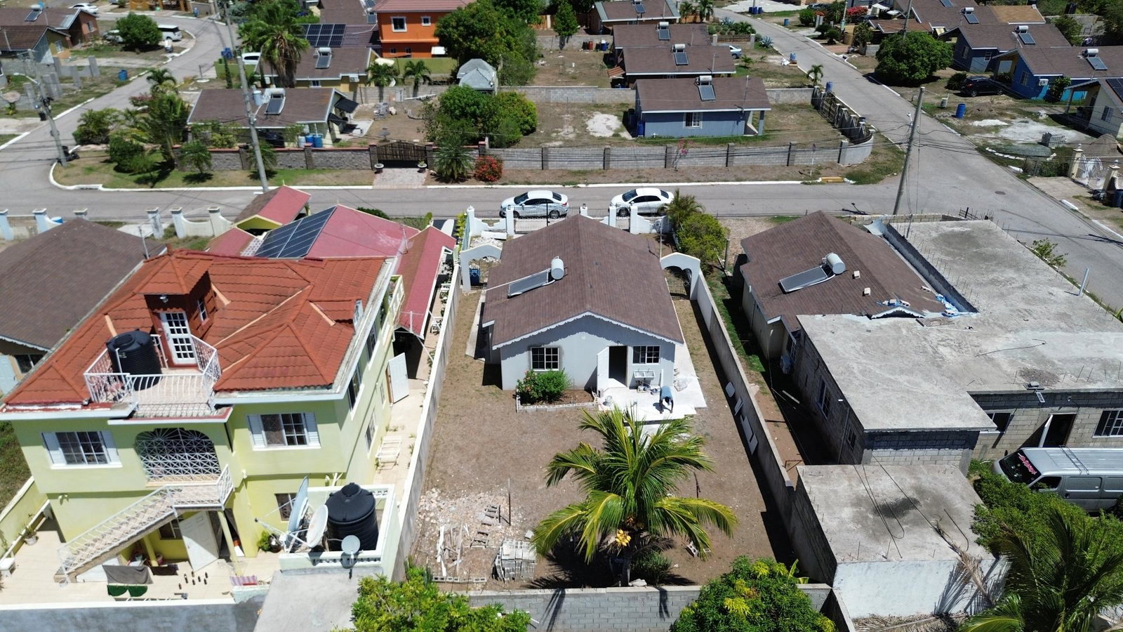 Sixth image of 232 Reef Circle in Old Harbour, St. Catherine, Jamaica - property is For Rent