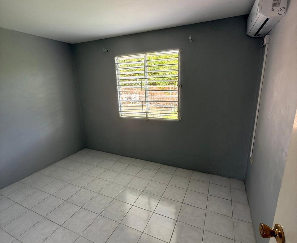 Twelfth image of 412-5th av Eltham Acres in Spanish Town, St. Catherine, Jamaica - property is For Rent