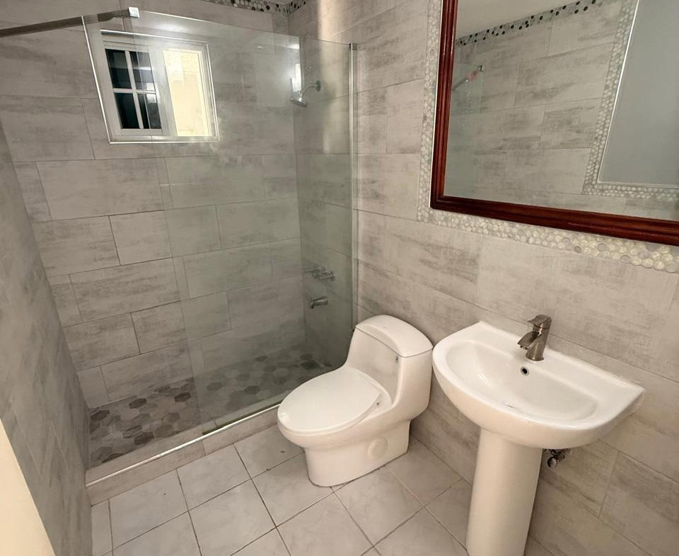 Fifteenth image of 412-5th av Eltham Acres in Spanish Town, St. Catherine, Jamaica - property is For Rent